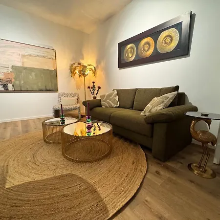 Appartamento Exclusive Basement With Terrace Krefeld