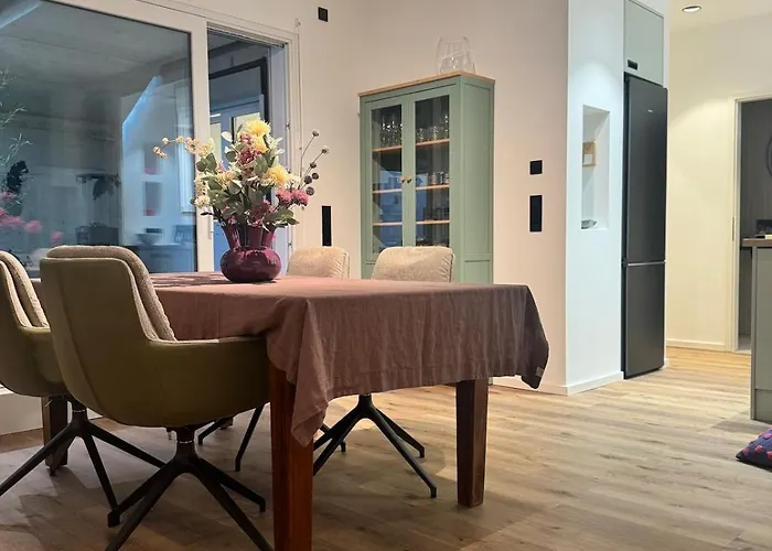 Exclusive Basement With Terrace Krefeld