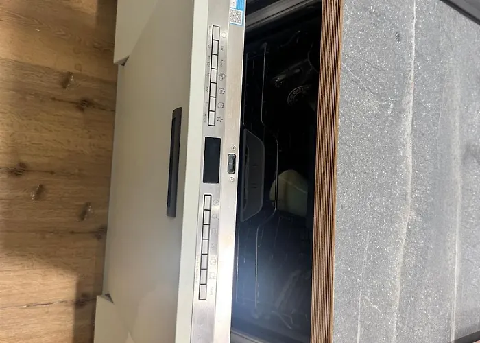 Exclusive Basement With Terrace *